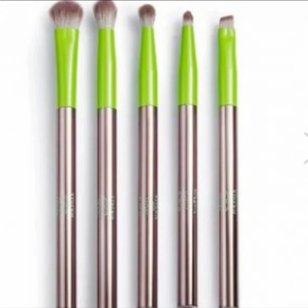 Revolution Makeup Matrix Brush Set